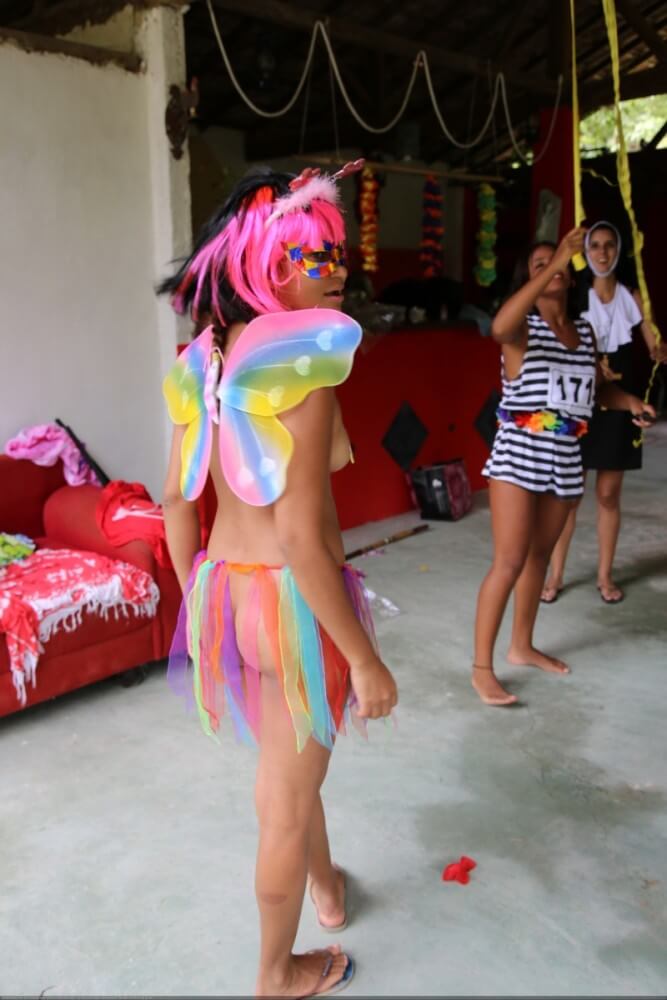 Tropical carnival photo gallery - Naturism and nudism