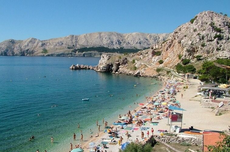 Videos from a nudist resort - Naturism and nudism