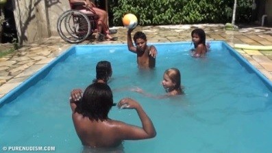 Oceanic Backyard Noon # 1 Full HD - Naturism and nudism