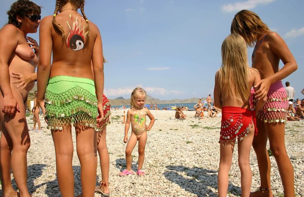 Pageant Model Profile One pics - Naturism and nudism