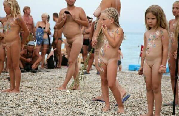 Nudism photo gallery # 1 - Naturism and nudism