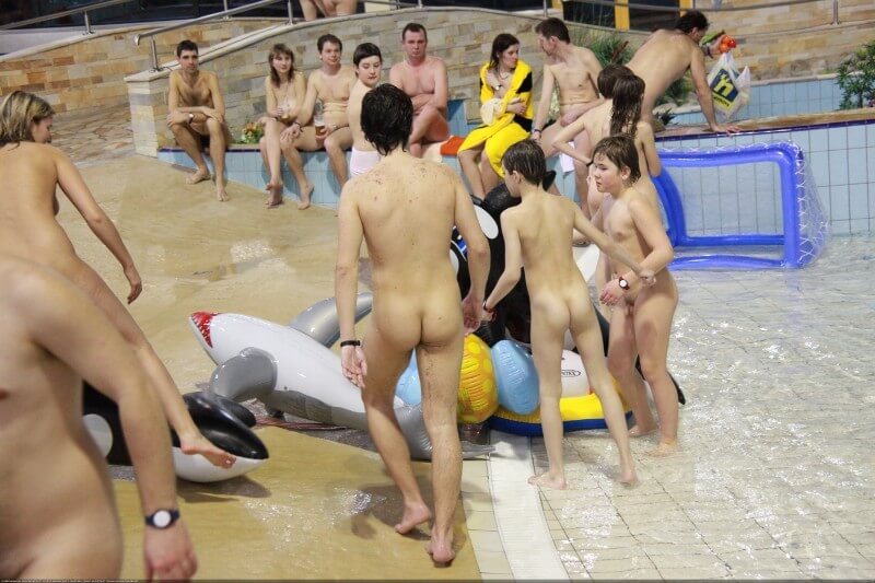 Pool day celebration Big gallery - Naturism and nudism