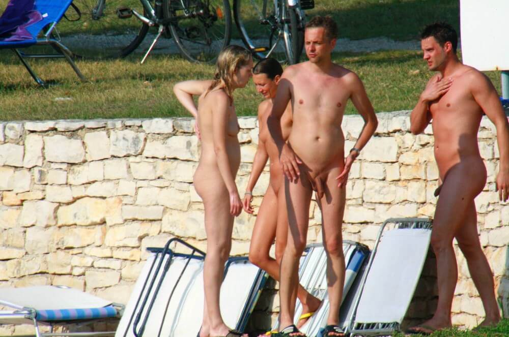 Ula FKK Couples Profile pics - Naturism and nudism