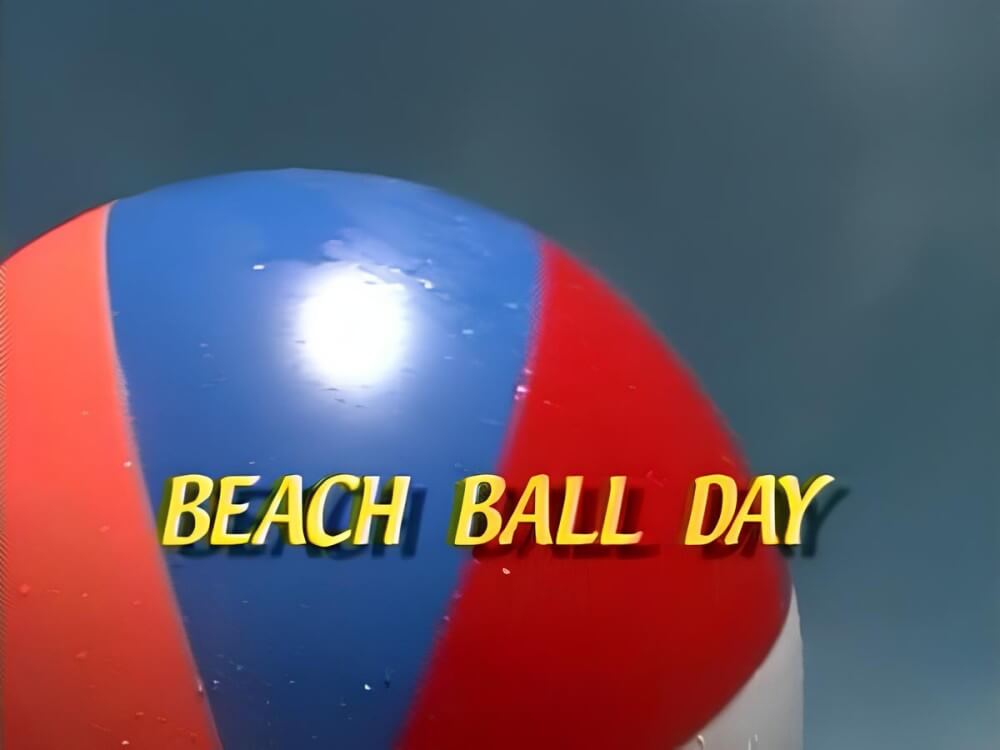 Enature- Beach ball day - Naturism and nudism