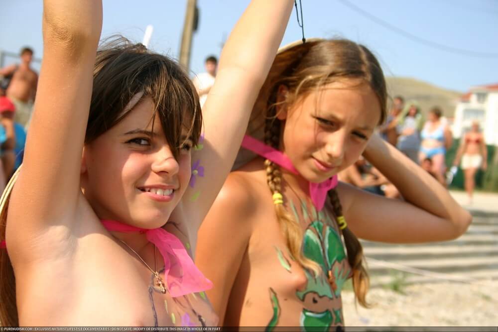 Premium Content # 25 - Naturism and nudism