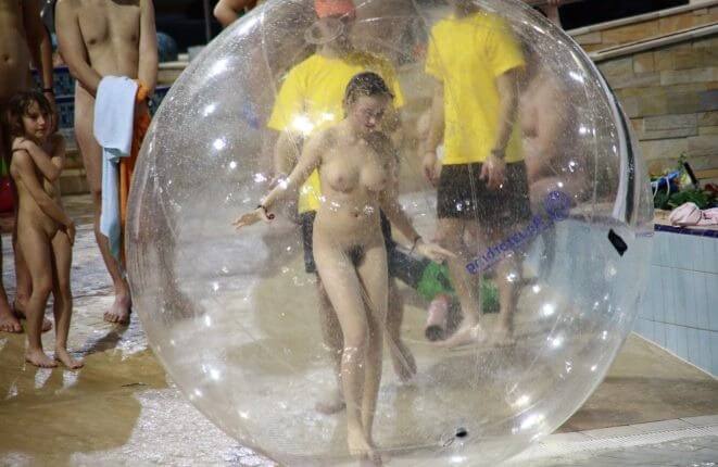 Holiday in the pool photos - Naturism and nudism