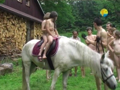 Naturist Freedom: In the Sun - Naturism and nudism