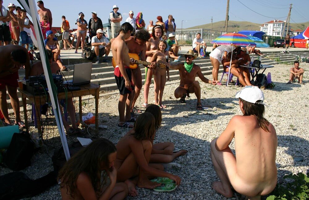 Nude Party By The Steps pics - Naturism and nudism