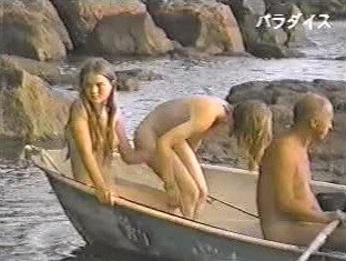 Karelian lake - Naturism and nudism