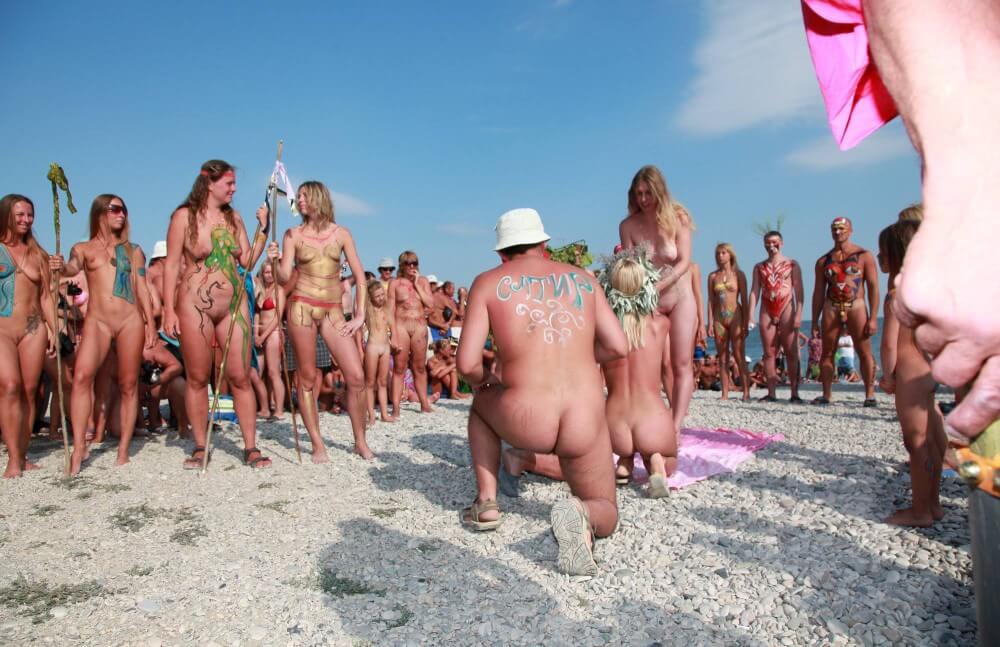 Naturist Boy Sun Warrior pics - Naturism and nudism