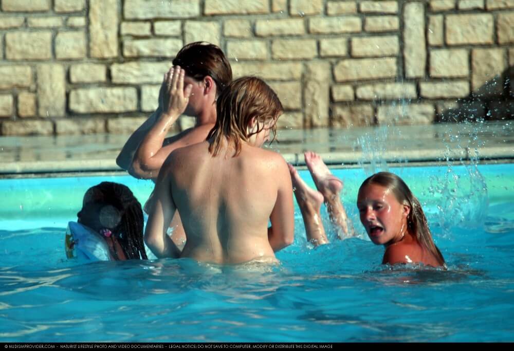 FKK water locations set 22 - Naturism and nudism